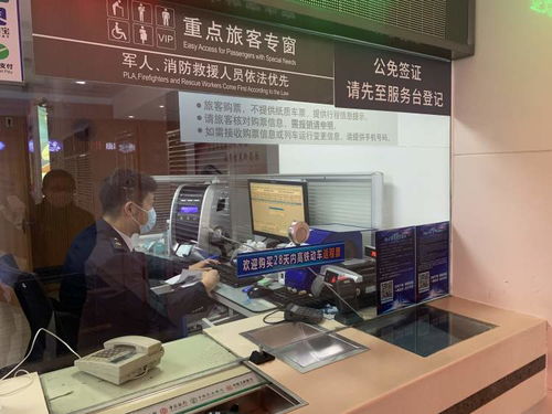 12306暖心之举 60岁以上老人自动分配下铺，保障老年旅客出行体验